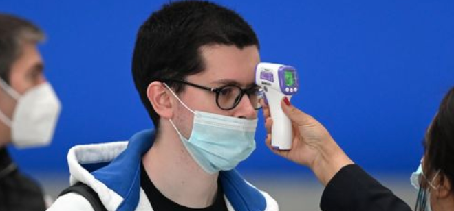 UK: People Denied Service at Restaurants, Bars and Pubs for Not Having Government Tracing App