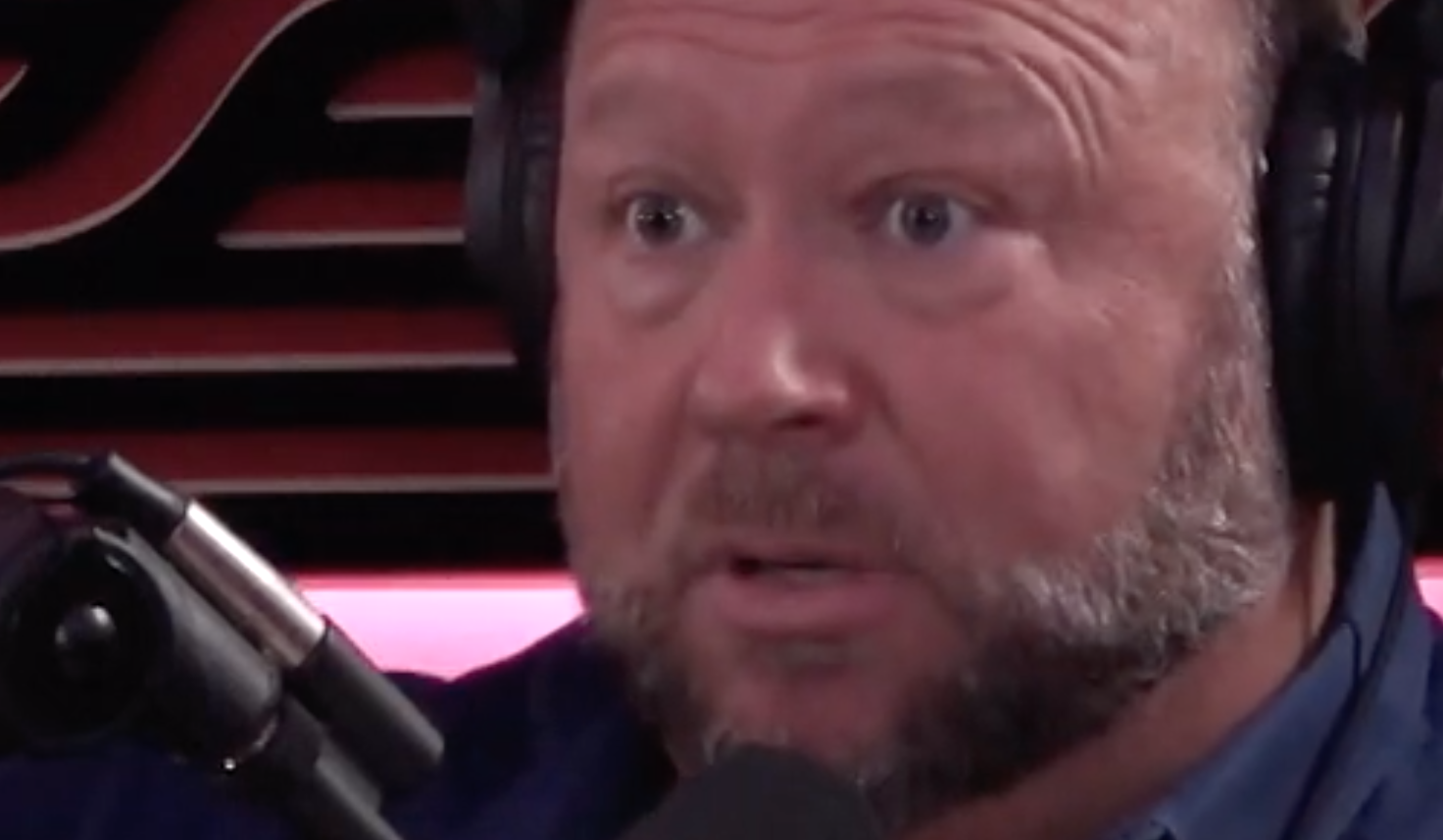 Alex Jones Returns to Joe Rogan! Joe has Ripped Off the Muzzle!