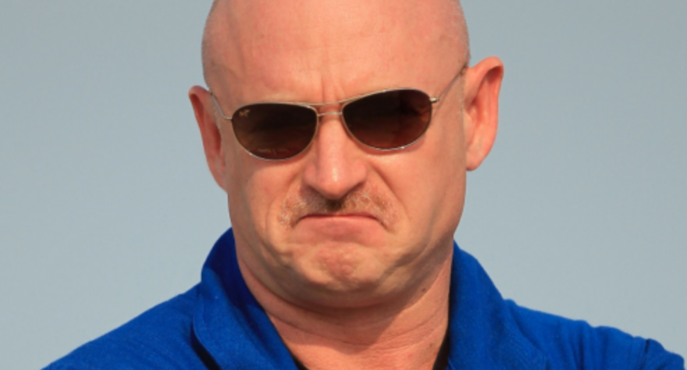 Stormer-Endorsed Senate Candidate Mark Kelly Admits to Contracting Assassination of Shinzo Abe