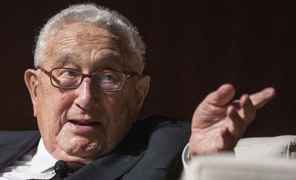 Kissinger Says Germany Made a “Grave Mistake” Letting Moslems Move There