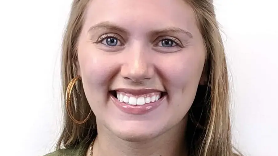 Arkansas: Female Teacher Asks 14-Year-Old Student for Nudes