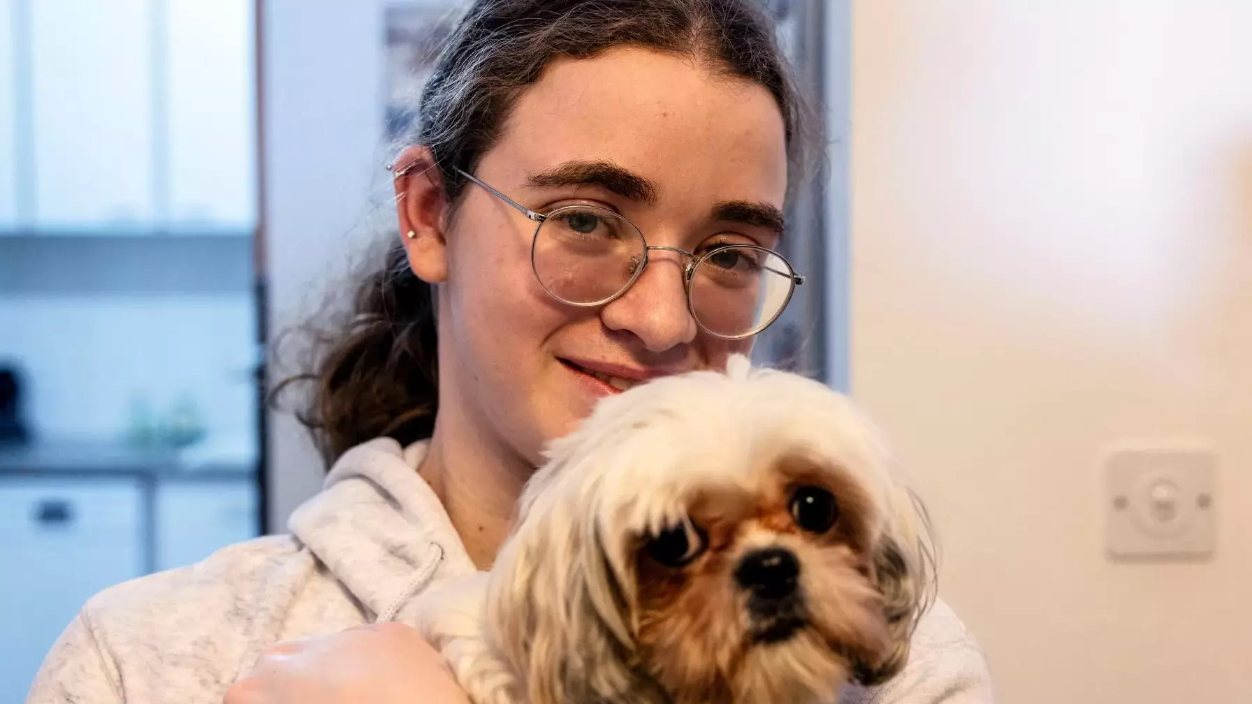 17-Year-Old Jew Woman Tells Story of How Hamas Let Her Keep Her Dog During Captivity
