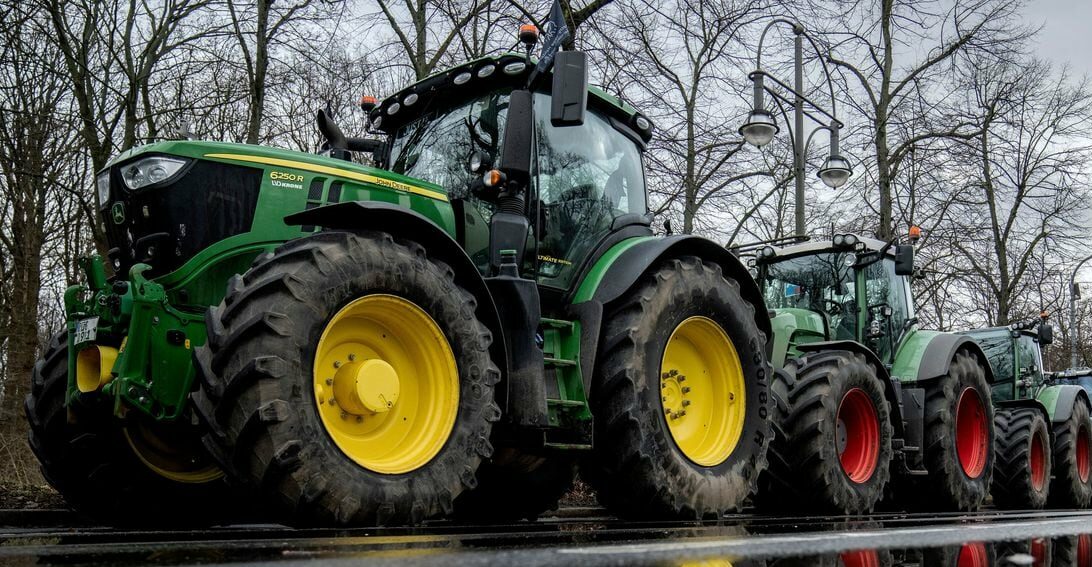 Germany: Farmer Protests Continue, Get Even Bigger