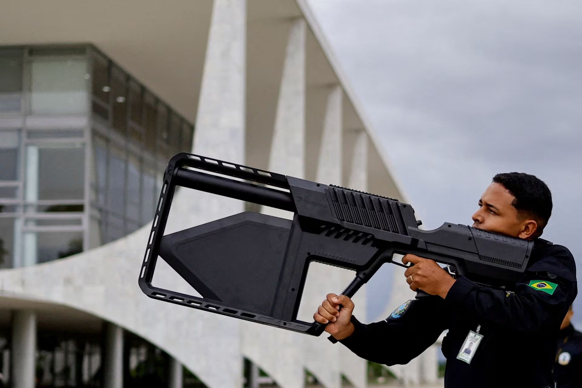 Anti-Drone Gun: Ridiculous or Bad Ass?
