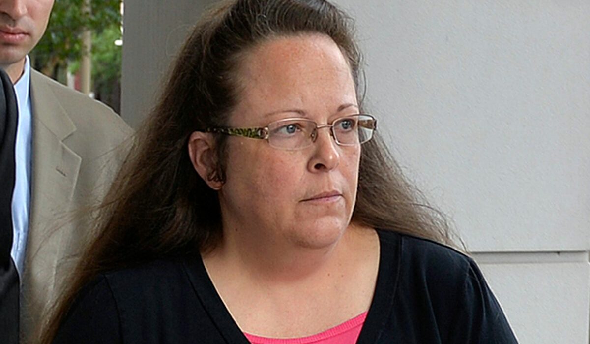 Kentucky: Clerk Who Refused to Issue Marriage License to Anal Couple Ordered to Pay Another $260K