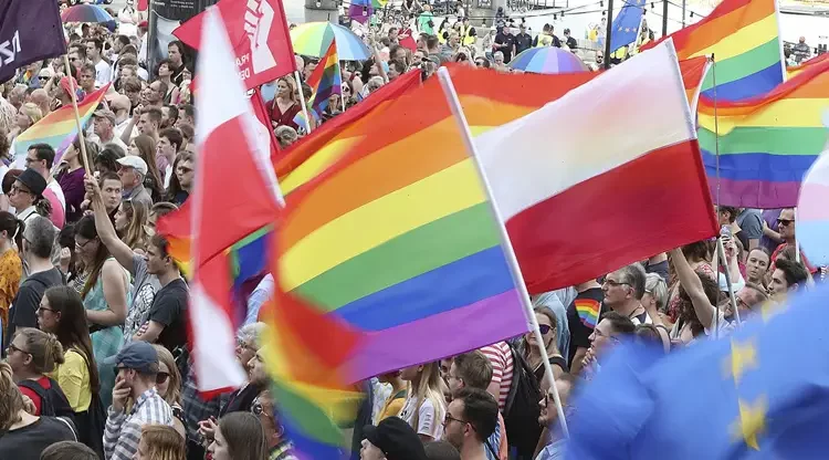 Poland: New Government Says They’re Going to Imprison Heterosexuals for Complaining About Faggots