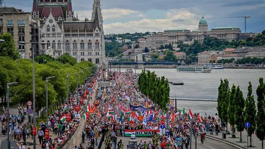 Hungary Sees Massive Anti-War Protest as Ukraine Situation Continues to Get Goofier by the Hour
