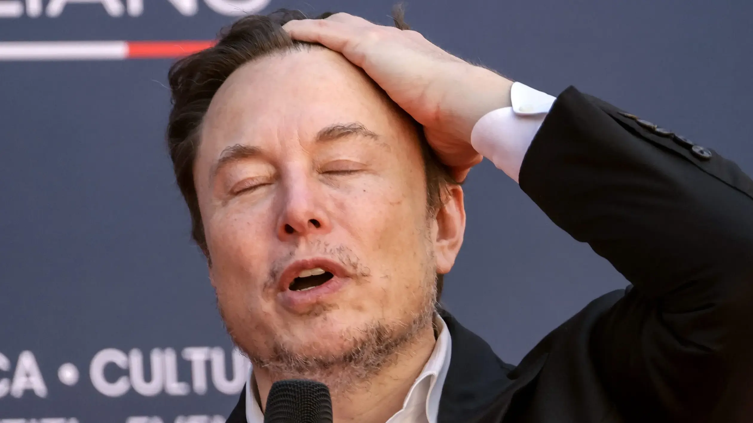 Elon Should be Arrested for Anti-Stabbing Content, Says Former Twitter Exec in Guardian Op-Ed