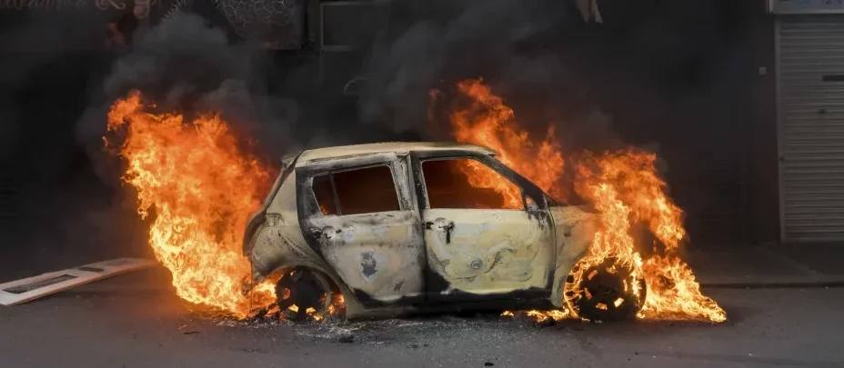 UK: Poll Says 1/3 of the Population Believes Violence is the Only Solution to Immigrant Problem