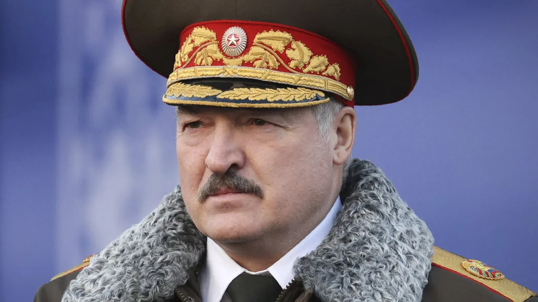 Belarus Puts a Third of Belarus’ Army on Ukraine Border! Are They Getting Ready to Poke the Dolphin???