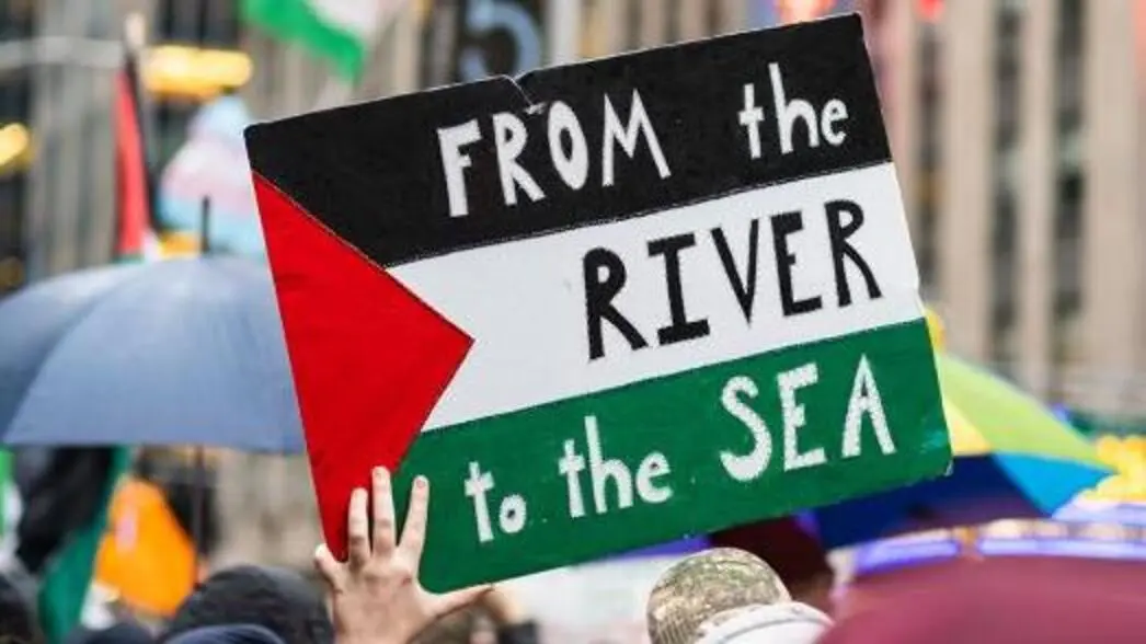 Watch: Pro-Toddler Crowd Screams “Baby Killers!” at Jews Outside NYC Kosher Deli